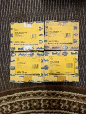 BMW Scheinwerfersatz.jpg (177.26 KiB) 2499 mal betrachtet BMW Scheinwerfersatz.jpg