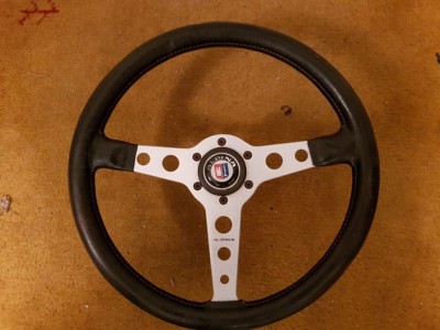 Lenkrad BMW E9a.jpg