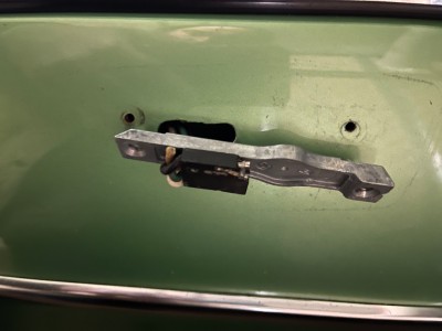 IMG_0819.jpeg (104.73 KiB) 10631 mal betrachtet Keil, Bohrung (+Rost und Spuren Undichtigkeit)