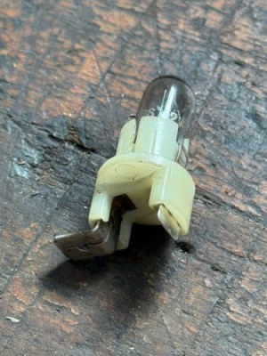 2025-02-21 at 14.37.27_8af864bc.jpg (72.44 KiB) 4029 mal betrachtet Leuchte Zuendschloss