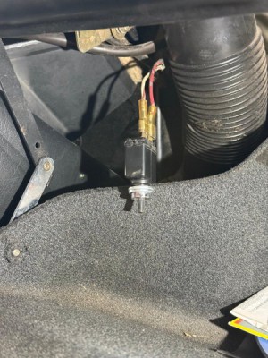 2025-02-21 at 14.37.27_15ebcf20.jpg (77.47 KiB) 4029 mal betrachtet Schalter Handschuhfach